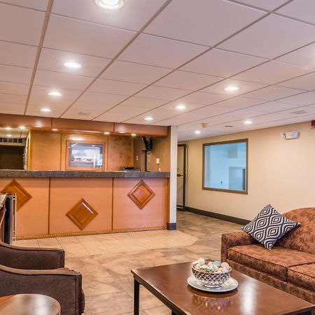 Best Western Inn & Suites Ontario Luaran gambar