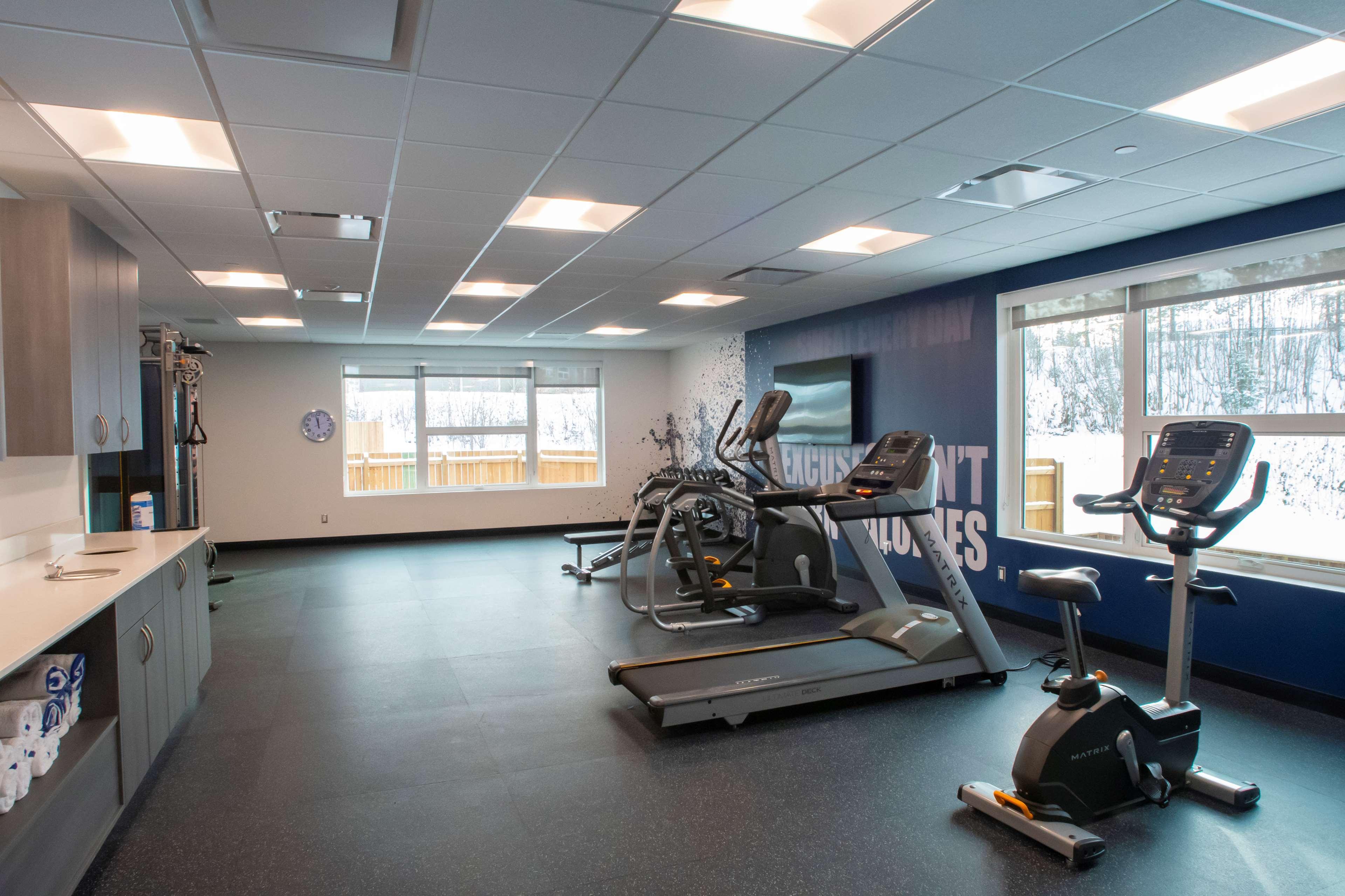 Best Western Inn & Suites Ontario Luaran gambar
