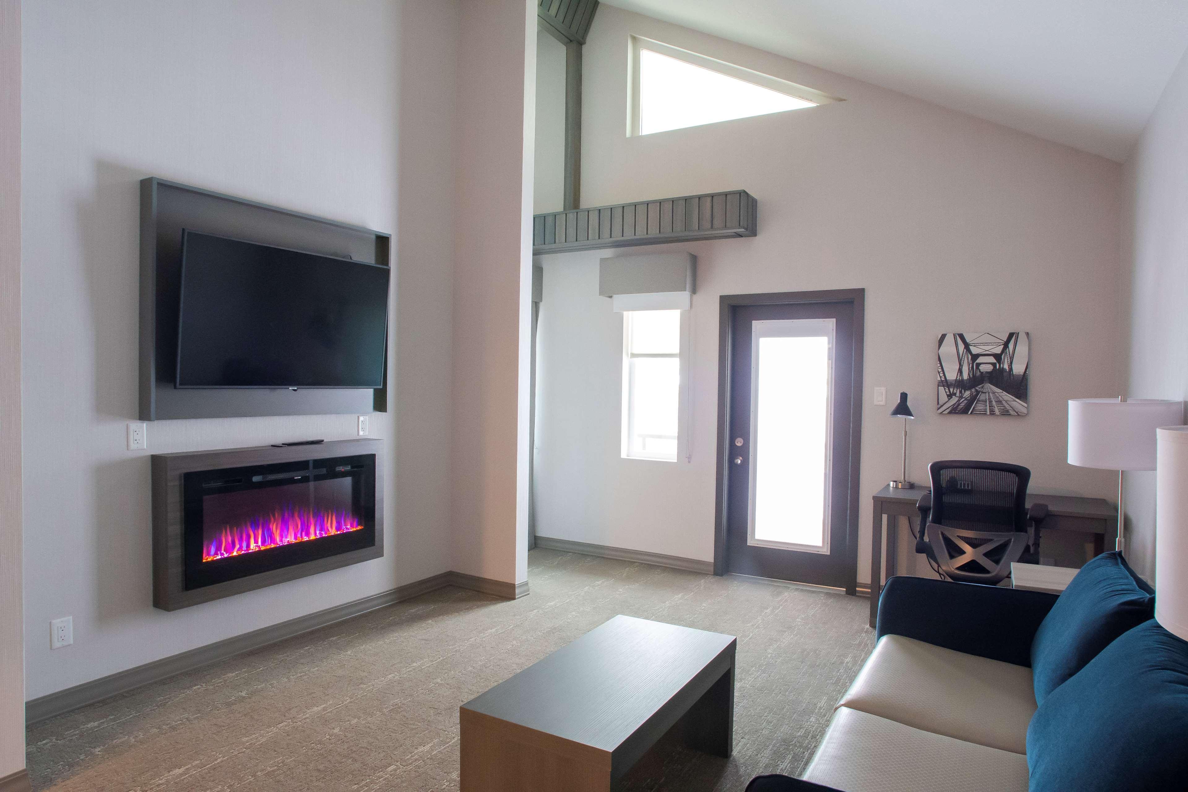 Best Western Inn & Suites Ontario Luaran gambar