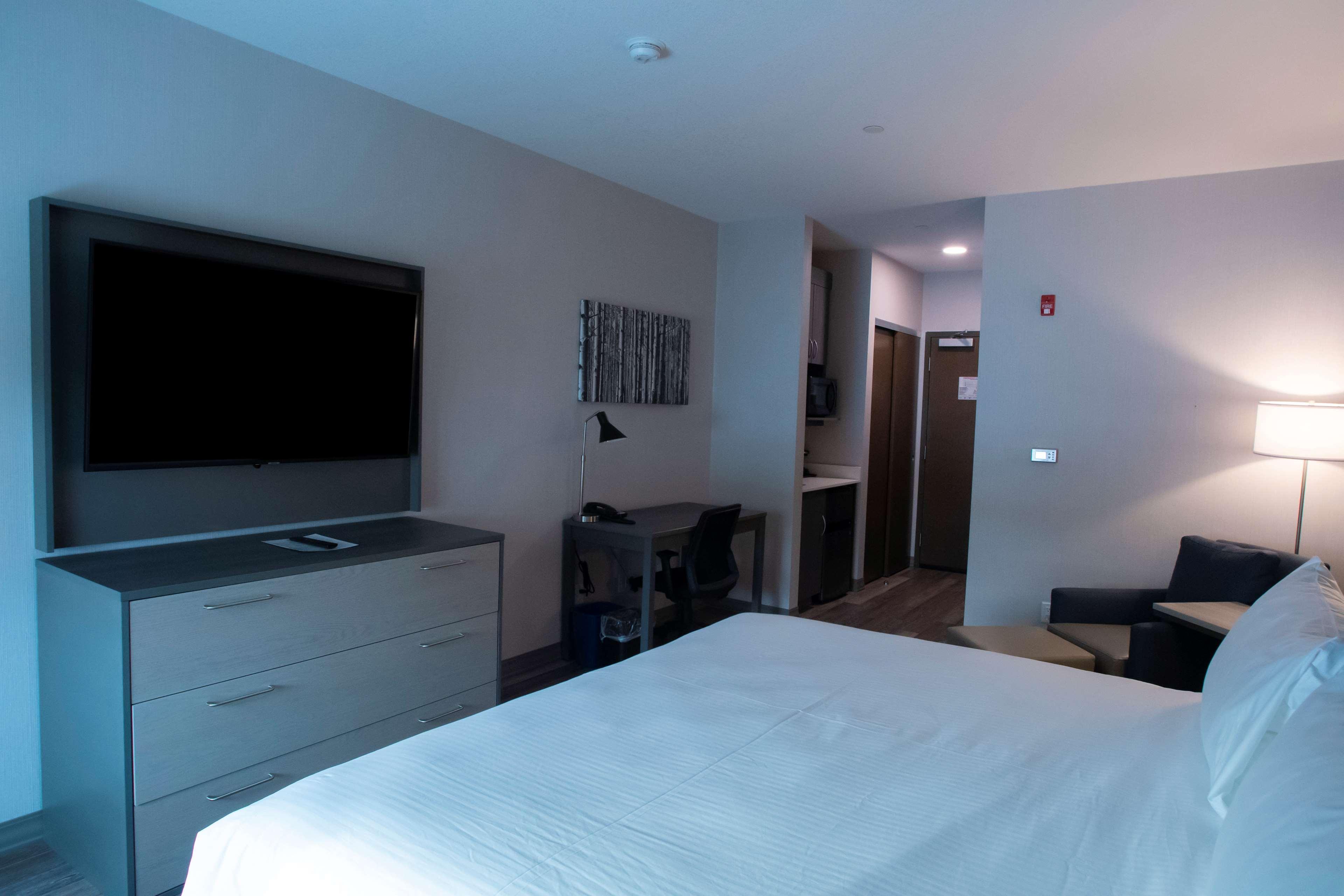 Best Western Inn & Suites Ontario Luaran gambar