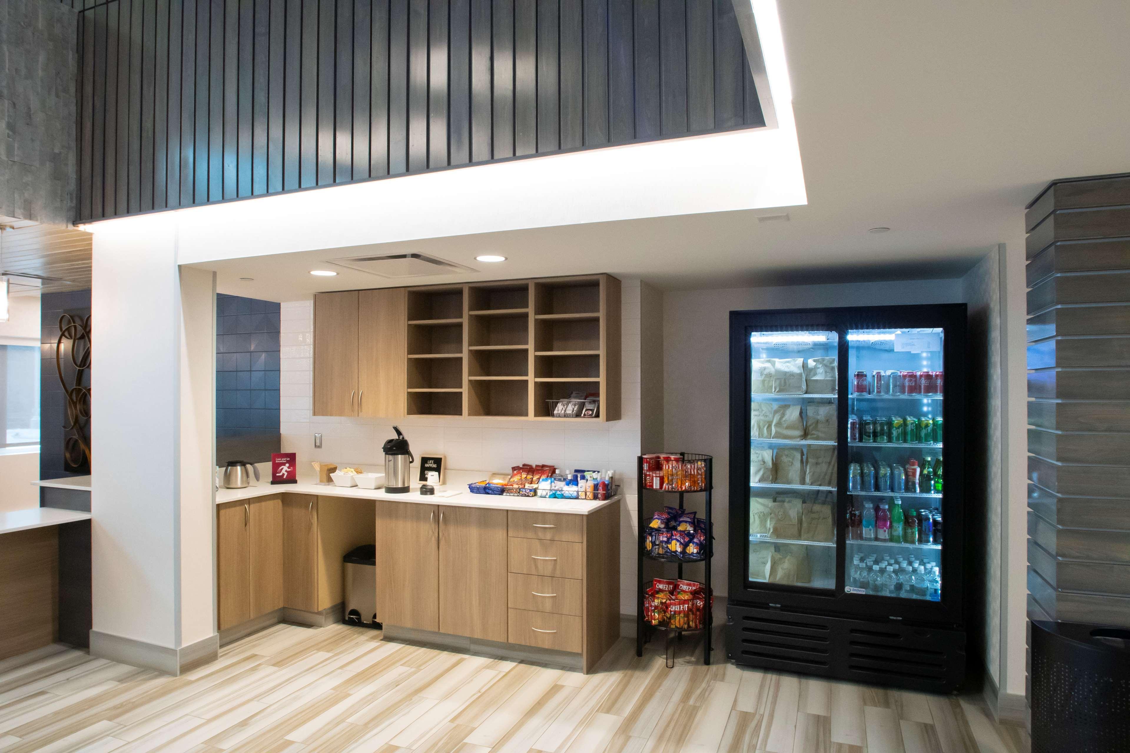 Best Western Inn & Suites Ontario Luaran gambar
