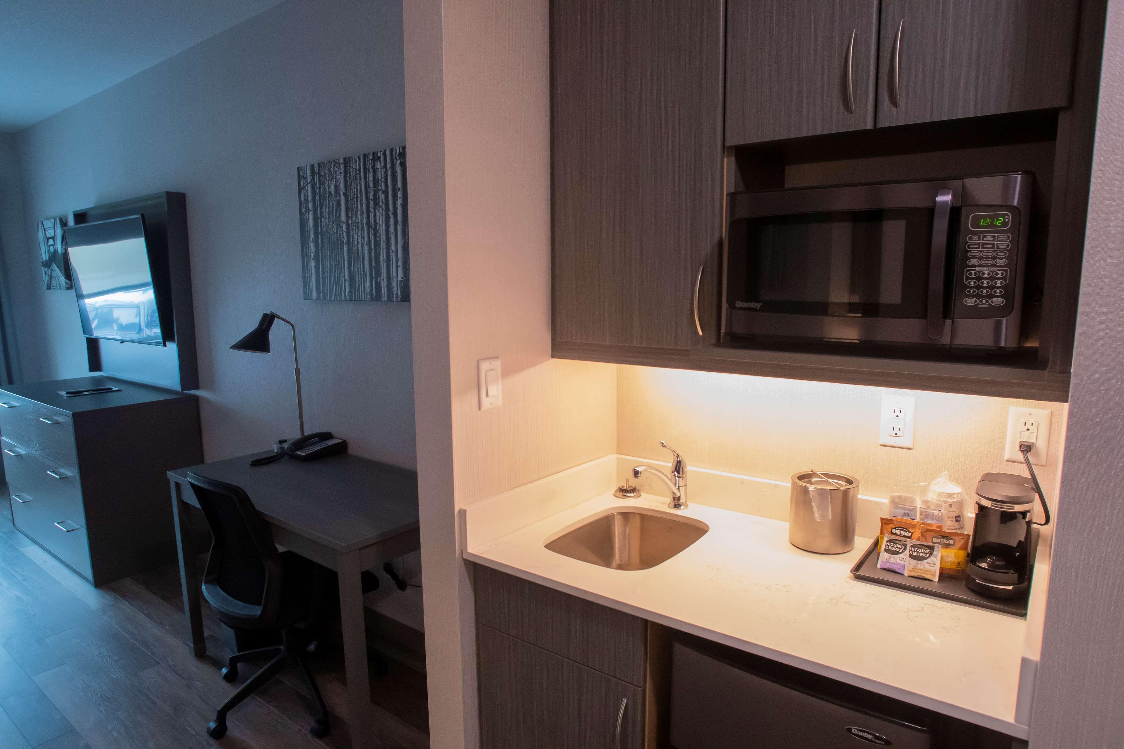 Best Western Inn & Suites Ontario Luaran gambar